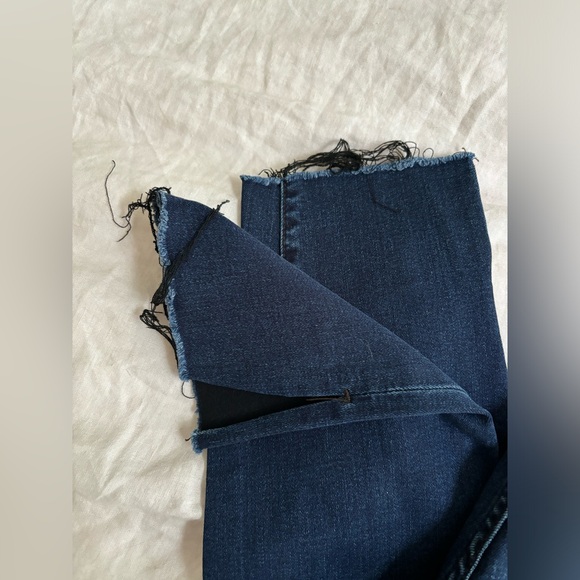 Joe’s Jeans raw hem with black stitching size 29 denim jeans - Picture 3 of 3